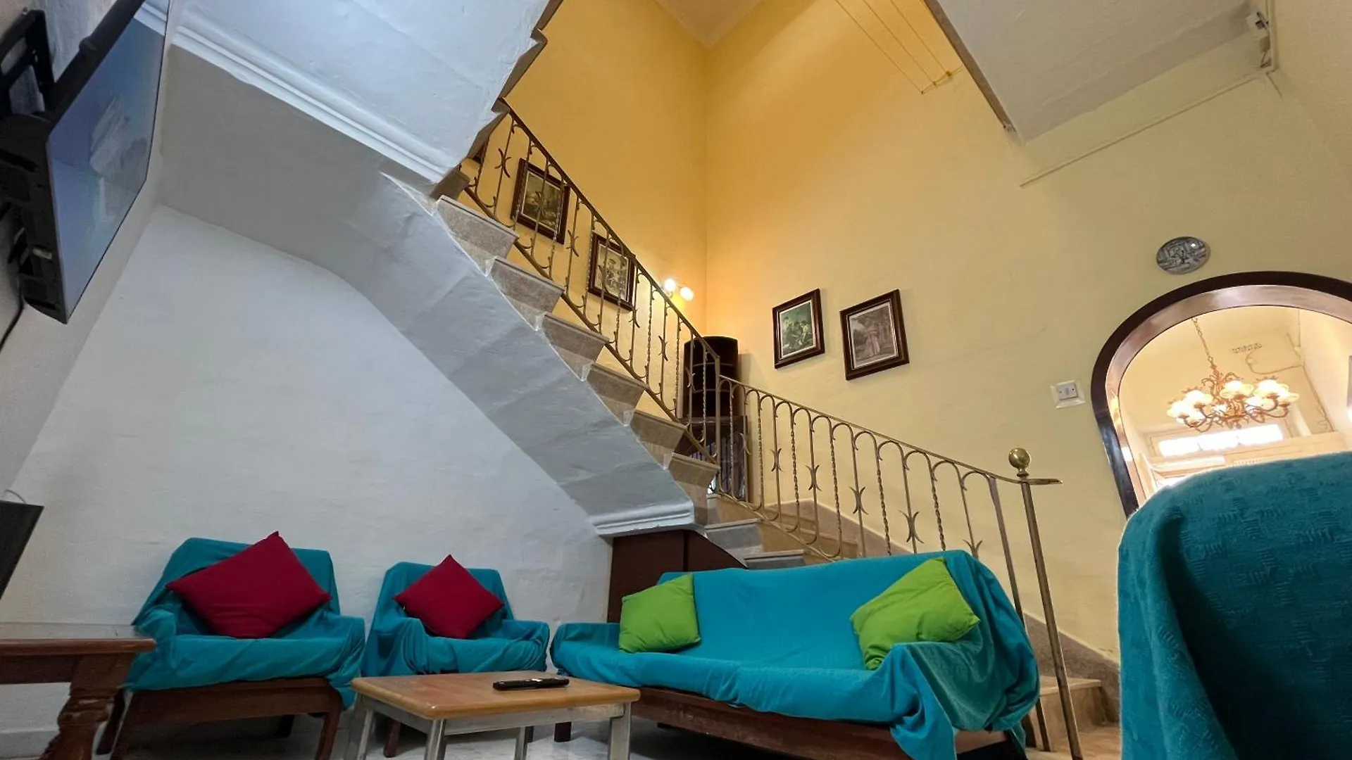 Large Full House - Sleeps 9 Villa Sliema 0*,